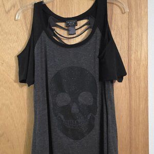 Midnight Hour black/grey cold shoulder cut out tee with glitter skull